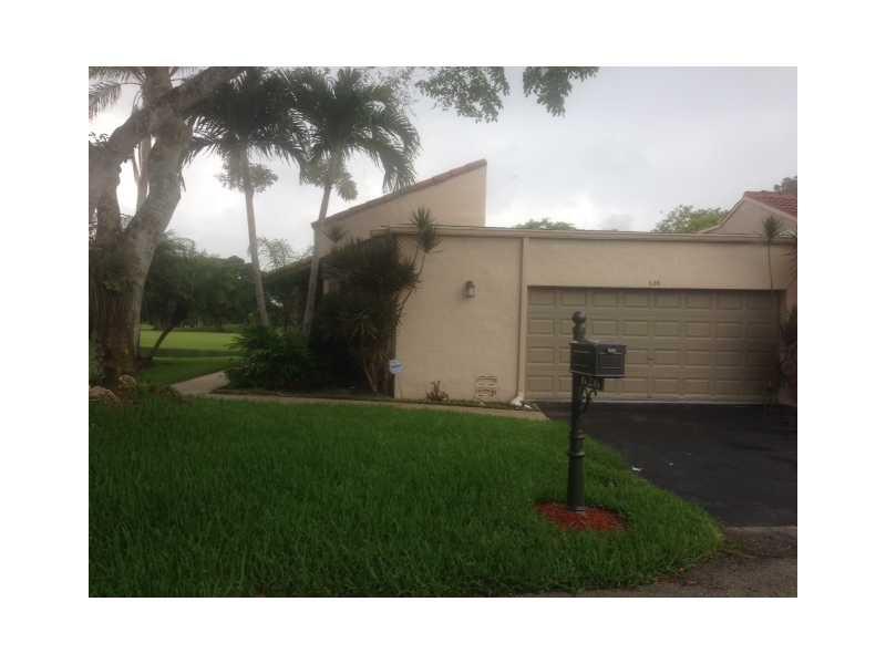 BEAUTIFUL PROPERTY IN AN EXCELLENT CONDITION,TOTALLY REMODELED AND UPDATED. CLOSE TO EVERYTHING, THE BEST SCHOOL DISTRICT IN BROWARD, EASY ACCESS TO MAJOR HIGHWAYS, VERY QUIET NEIBORGHOOD.THIS VILLA LOOKS LIKE A SINGLE FAMILY HOME IN THE HEART OF BONAVENT URE.  THIS 3 BEDS AND 2 BATHS HOME WITH A 2 CAR GARAGE LOCATED ON GOLF COURSE WITH A PANORAMIC VIEW. REMODELED KITCHEN, WOOD CABINETS, GRANITE COUNTERTOPS, BATHROOMS TOTALLY DECORATED, WASHER & DRYER, CALIFORNIA CLOSETS,