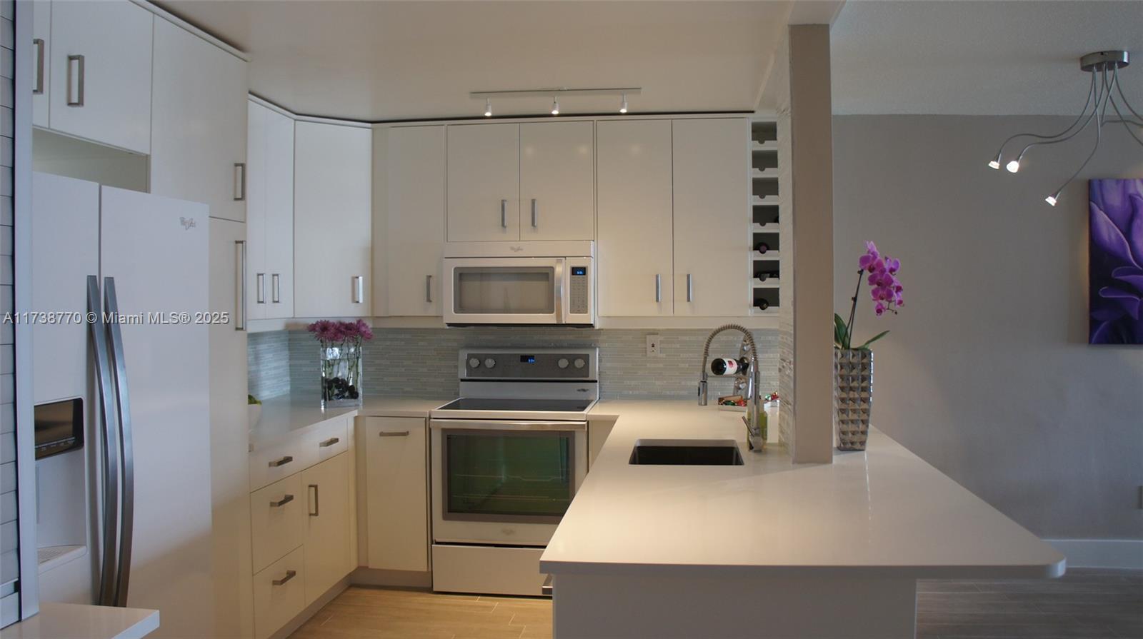 Fifth Forum Condo - Residential Lease