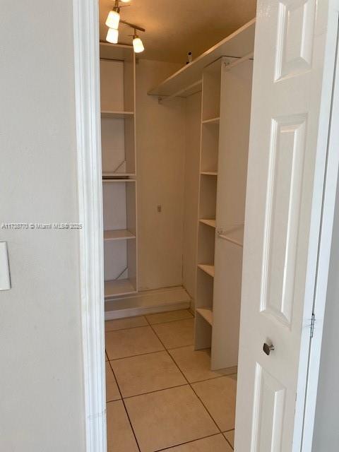 Fifth Forum Condo - Residential Lease