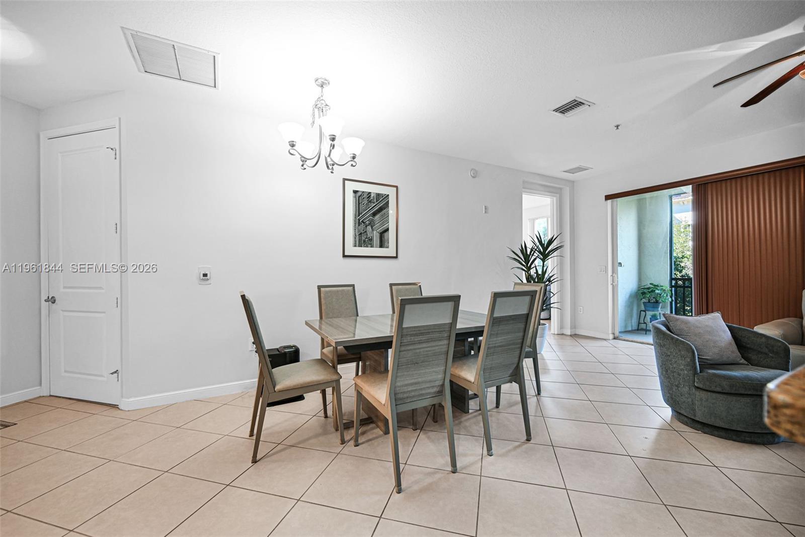 VILLA BARI CONDO - Residential