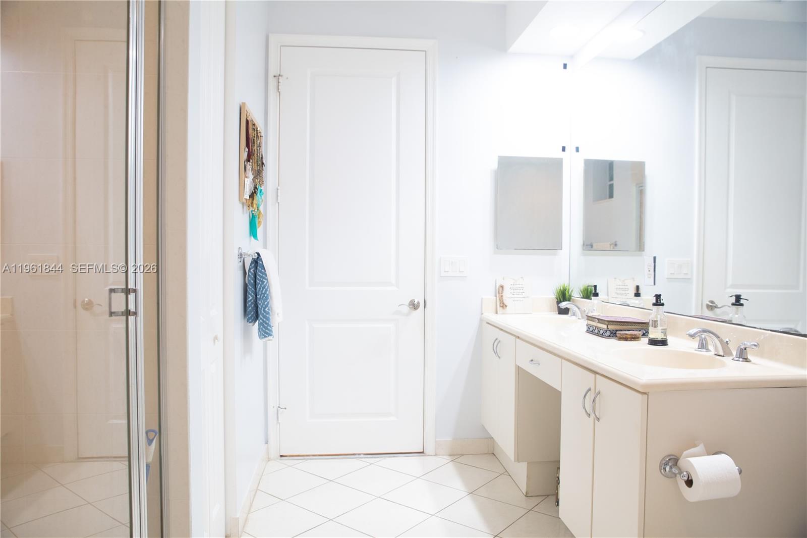 VILLA BARI CONDO - Residential