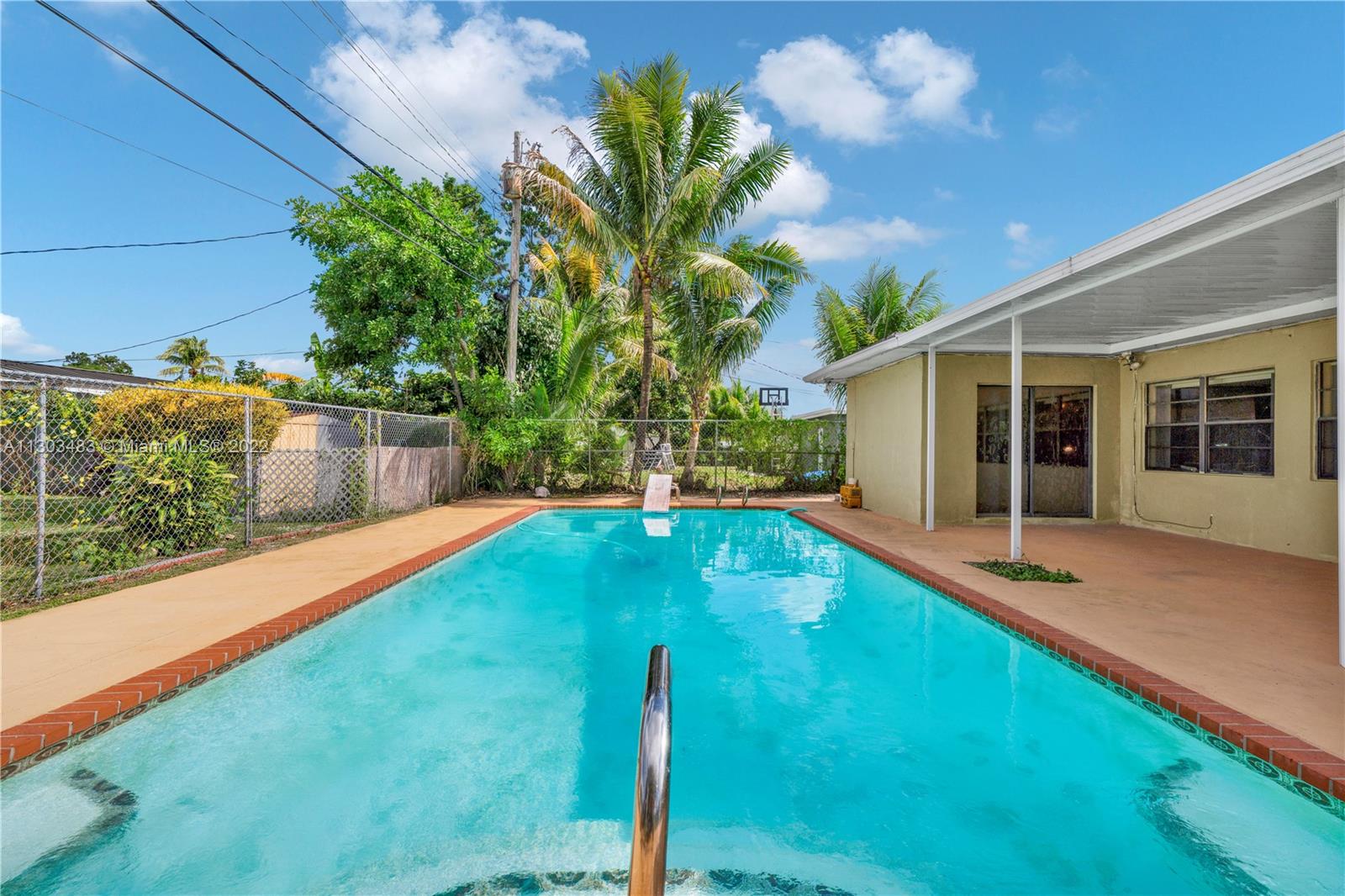 LUCKY STAR ESTATES - Residential