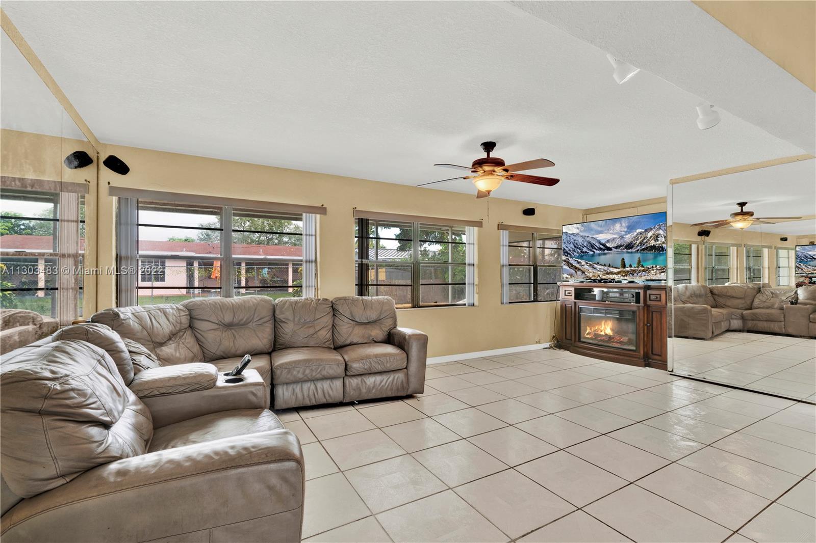 LUCKY STAR ESTATES - Residential