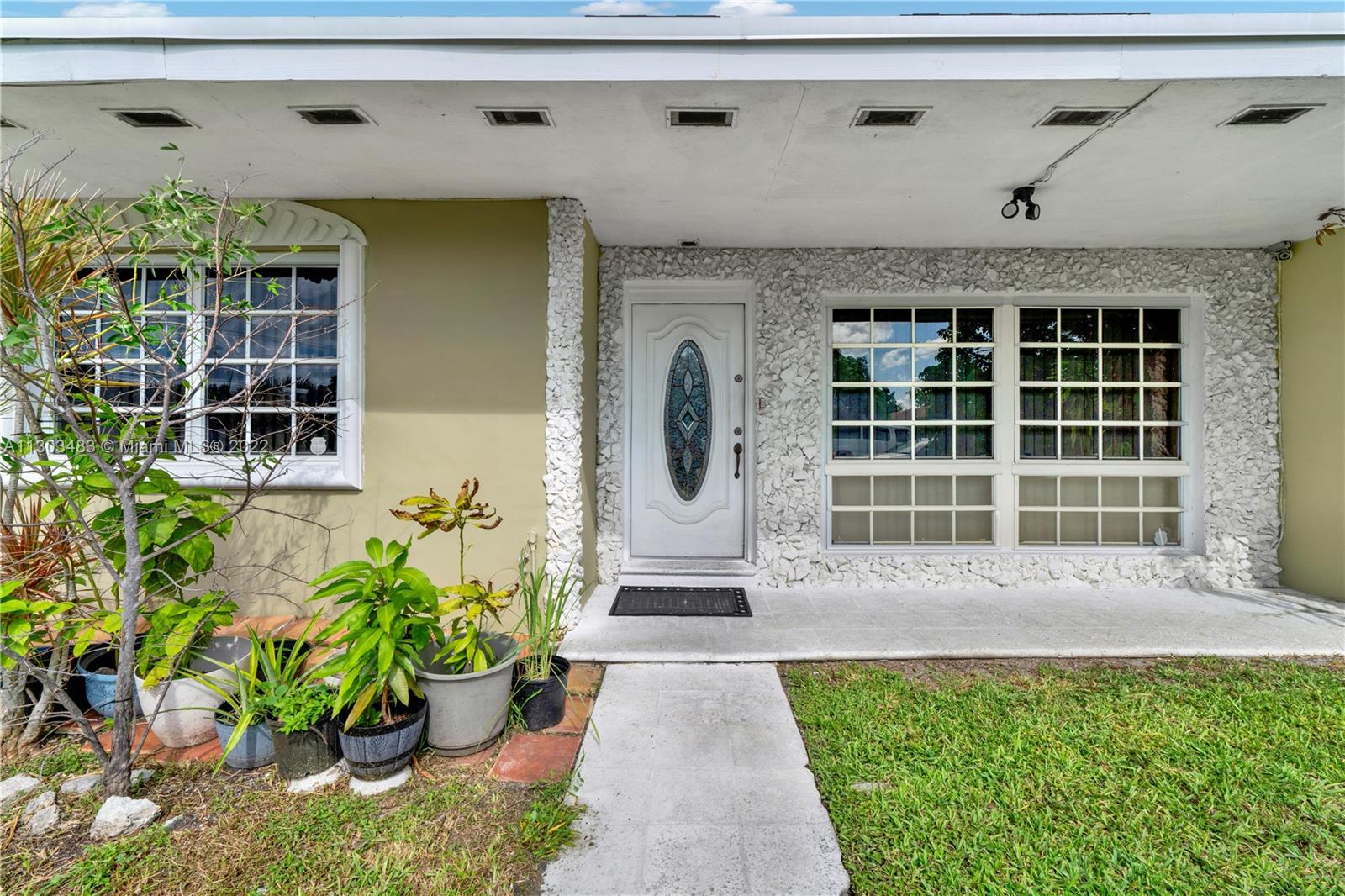 LUCKY STAR ESTATES - Residential