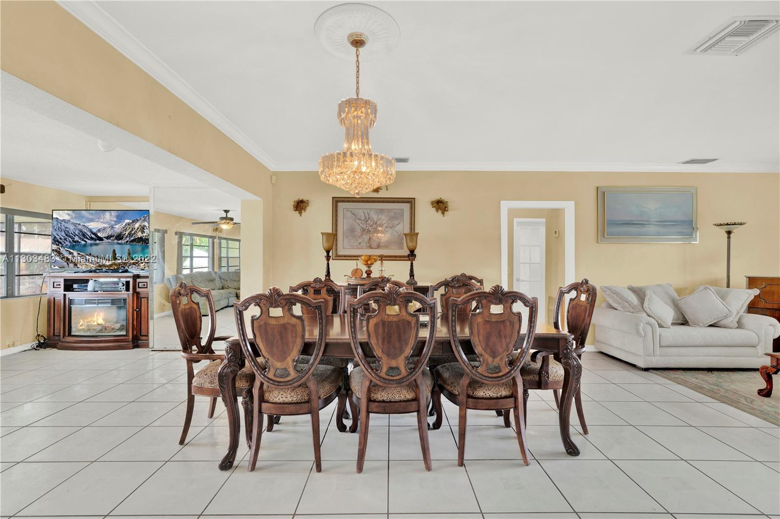 LUCKY STAR ESTATES - Residential