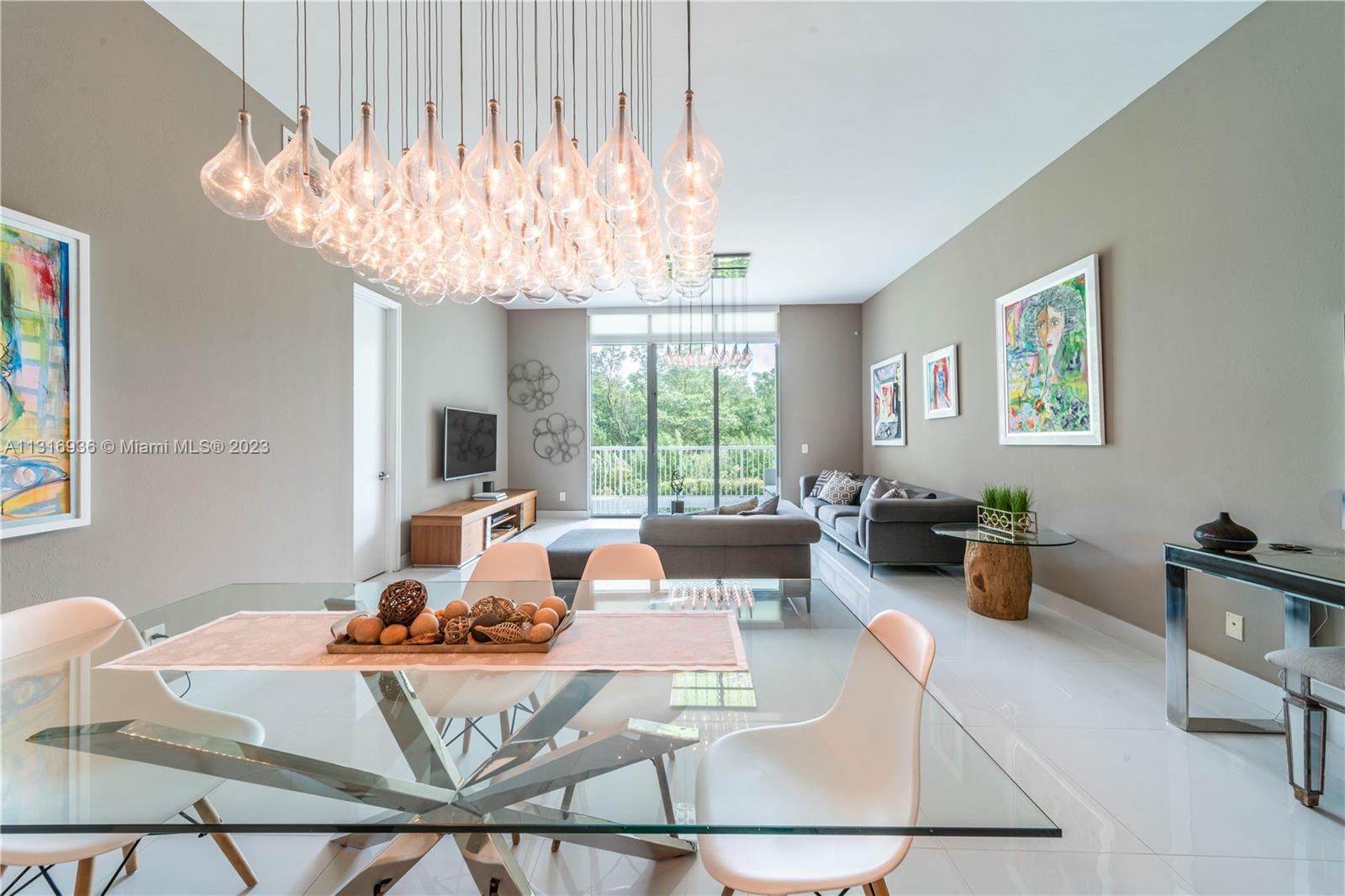 THE OAKS I CONDO - Residential