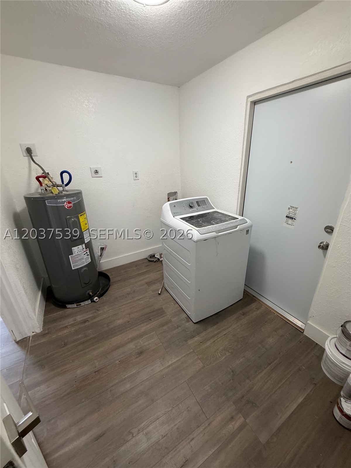 GOLDEN RIDGE ADD - Residential