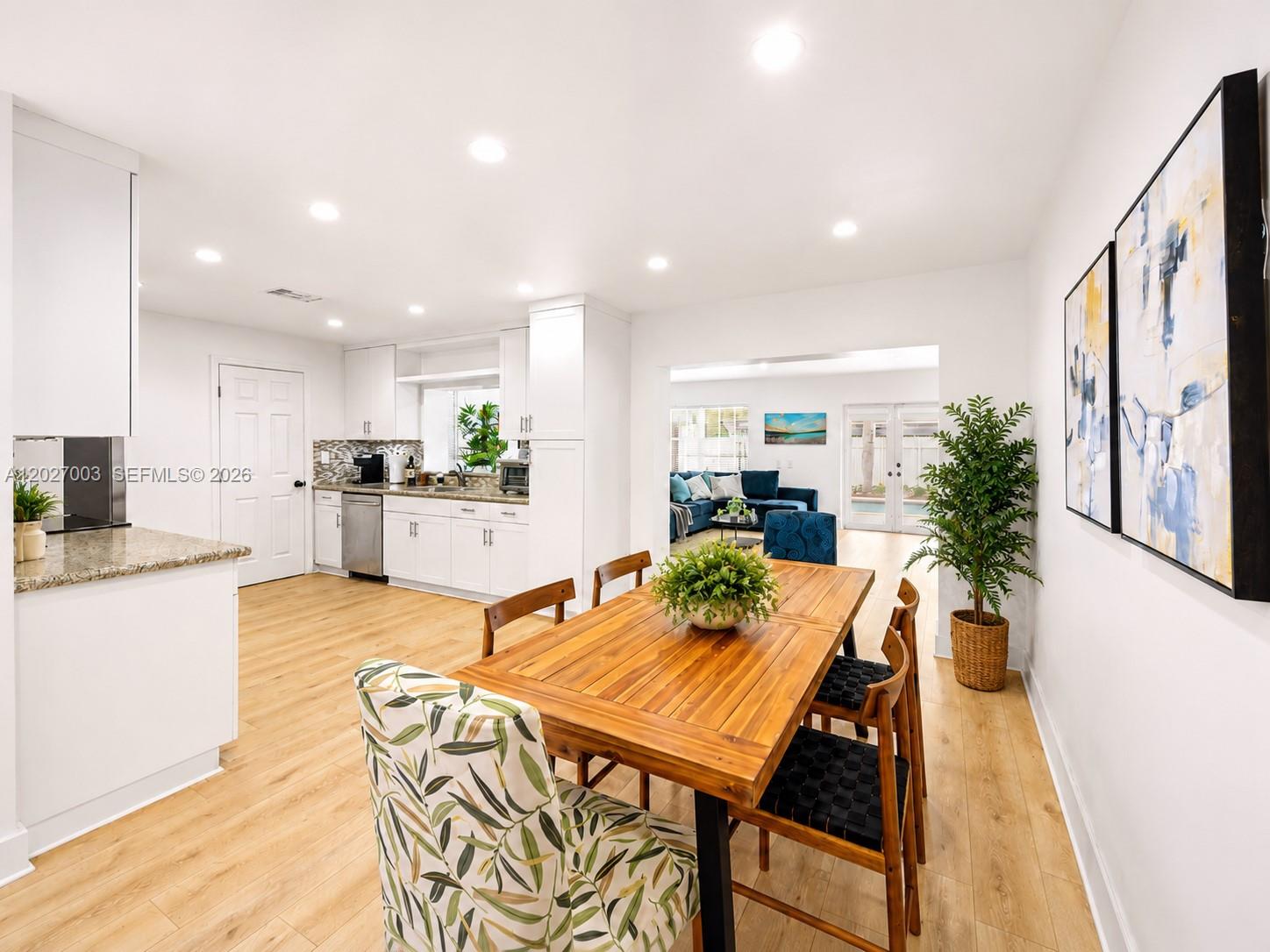 CORAL GARDENS 1ST ADDN - Residential