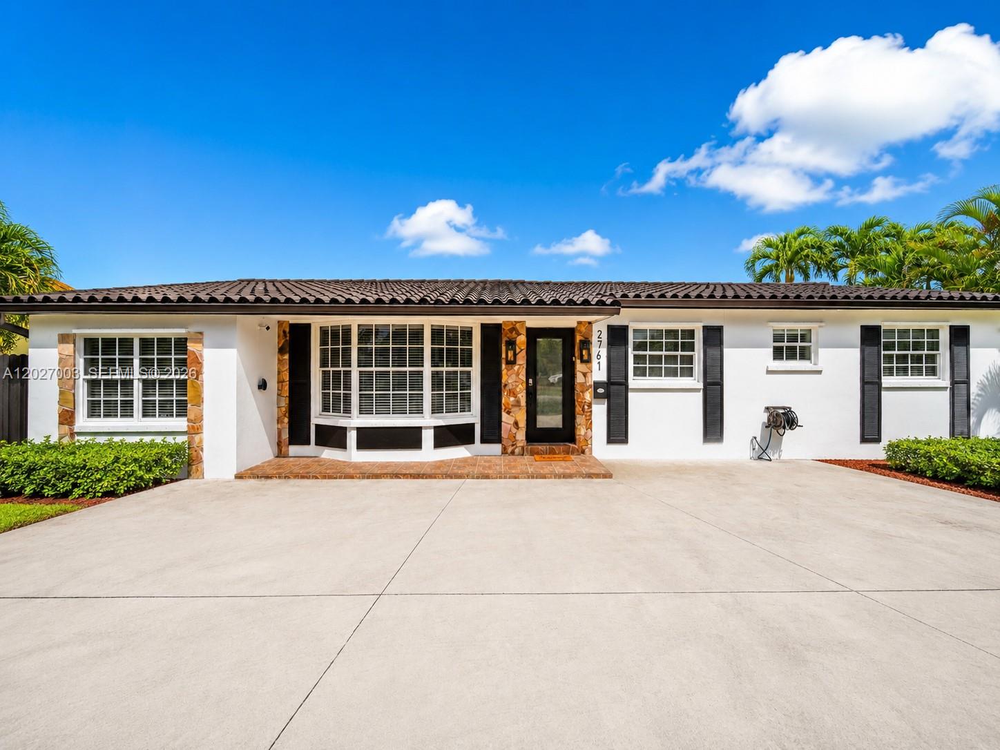 CORAL GARDENS 1ST ADDN - Residential