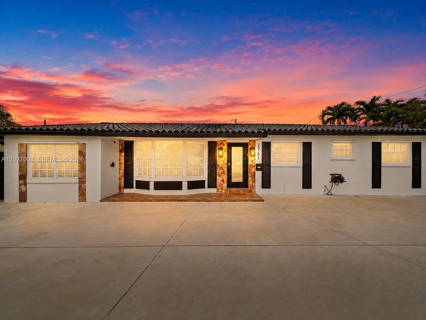 CORAL GARDENS 1ST ADDN - Residential