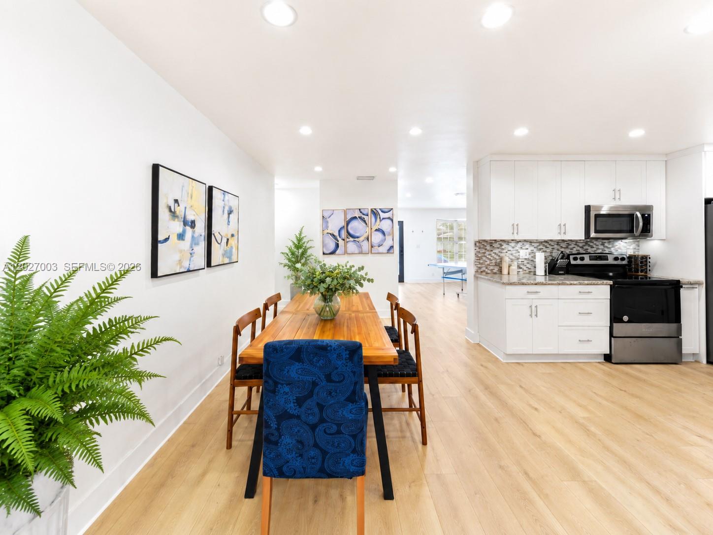 CORAL GARDENS 1ST ADDN - Residential