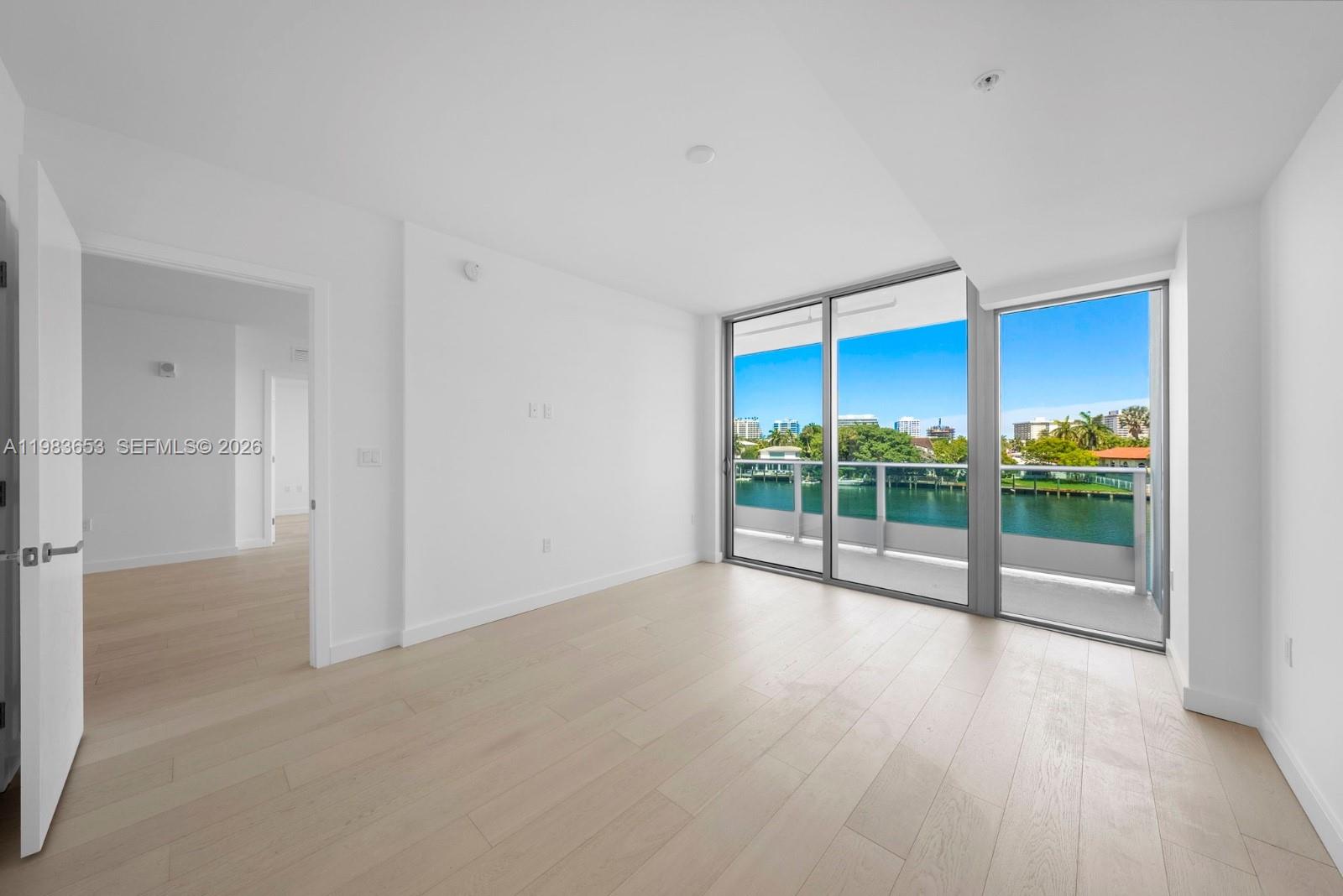 LA BAIA BAY HARBOR ISLANDS - Residential