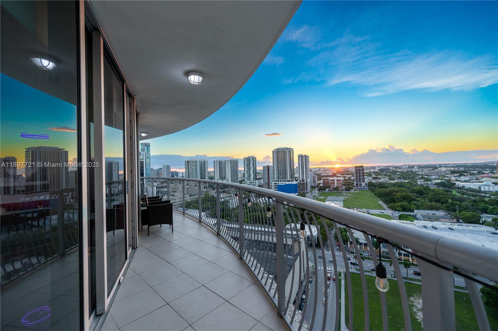 OPERA TOWER CONDO - Residential