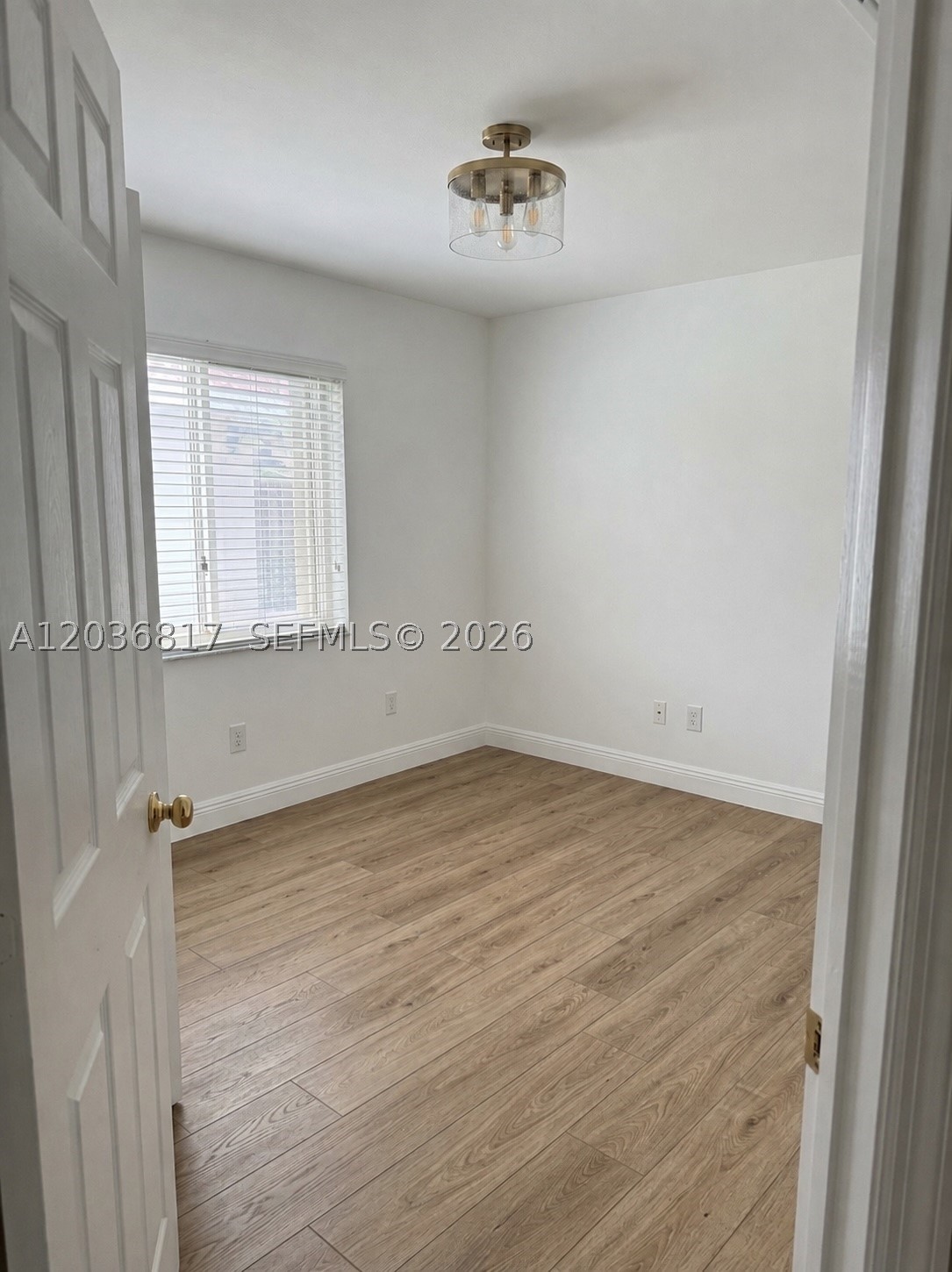 GROVE COMMERCIAL CENTER - Residential Lease
