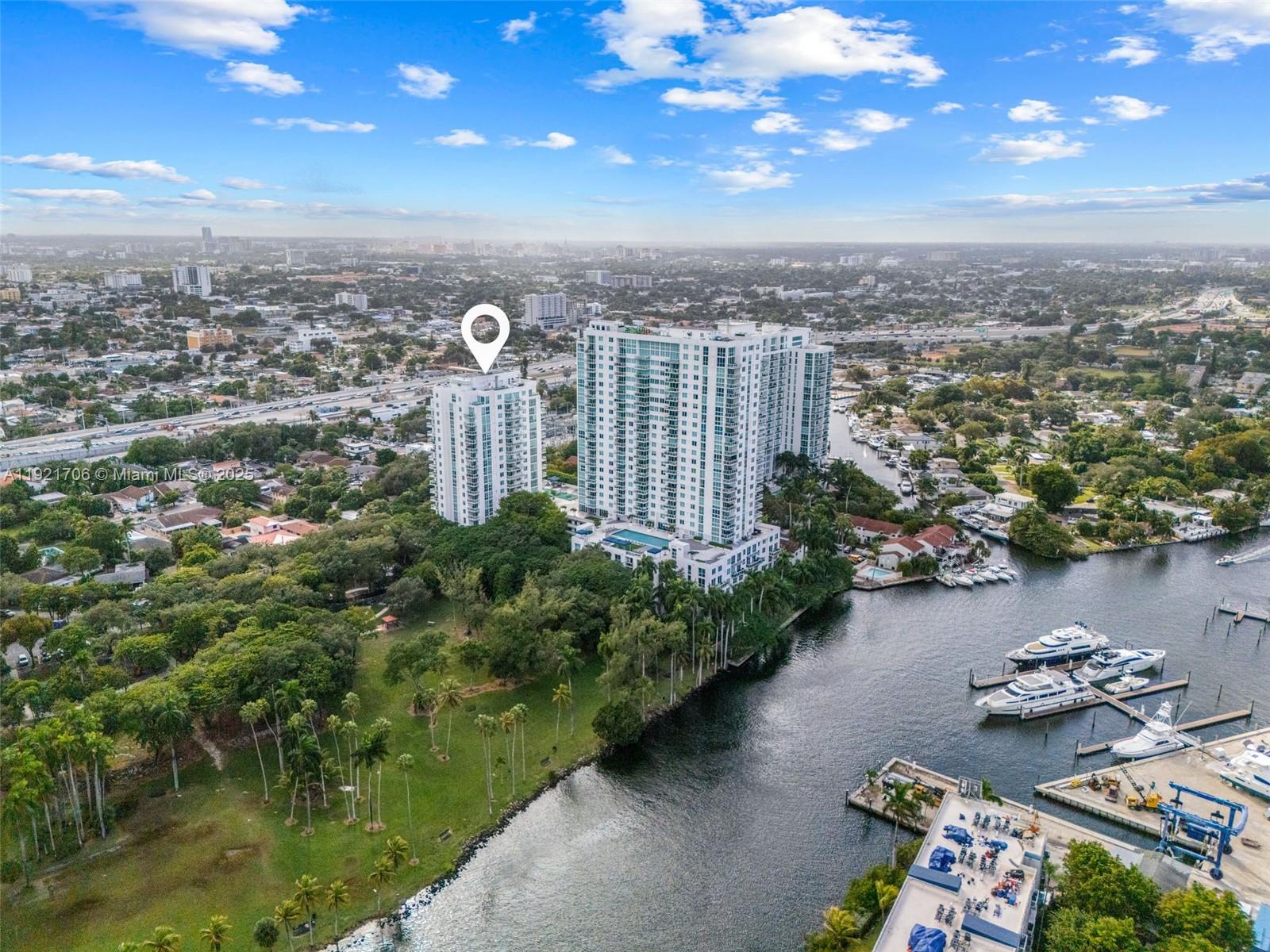 TERRAZAS RIVERPARK VILLAG - Residential