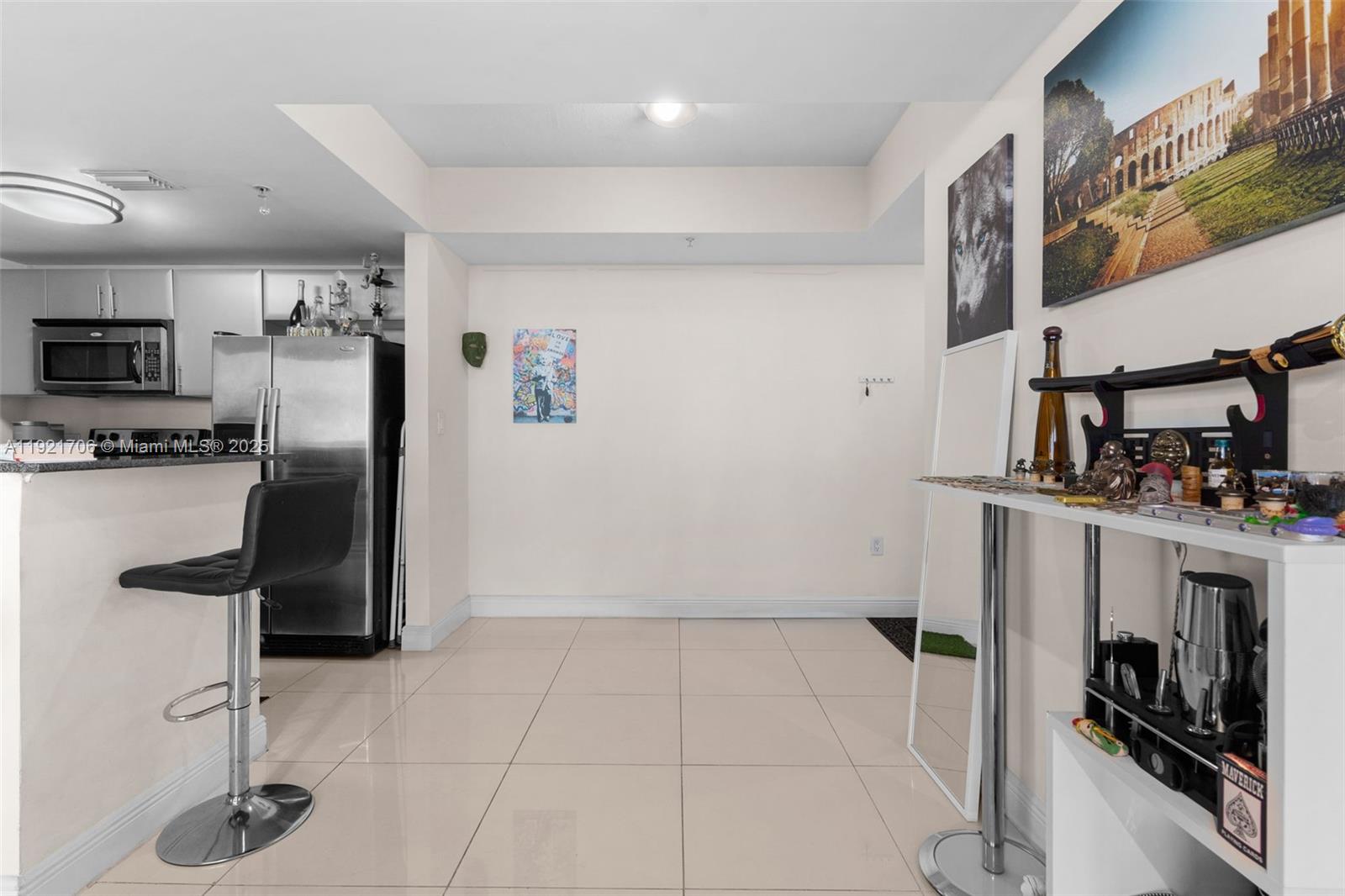 TERRAZAS RIVERPARK VILLAG - Residential