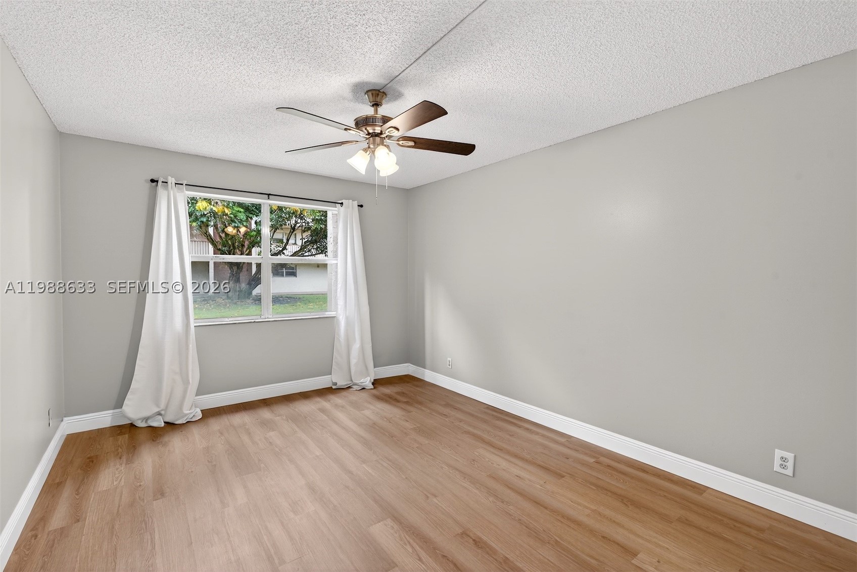 NOVA GARDENS CONDO - Residential