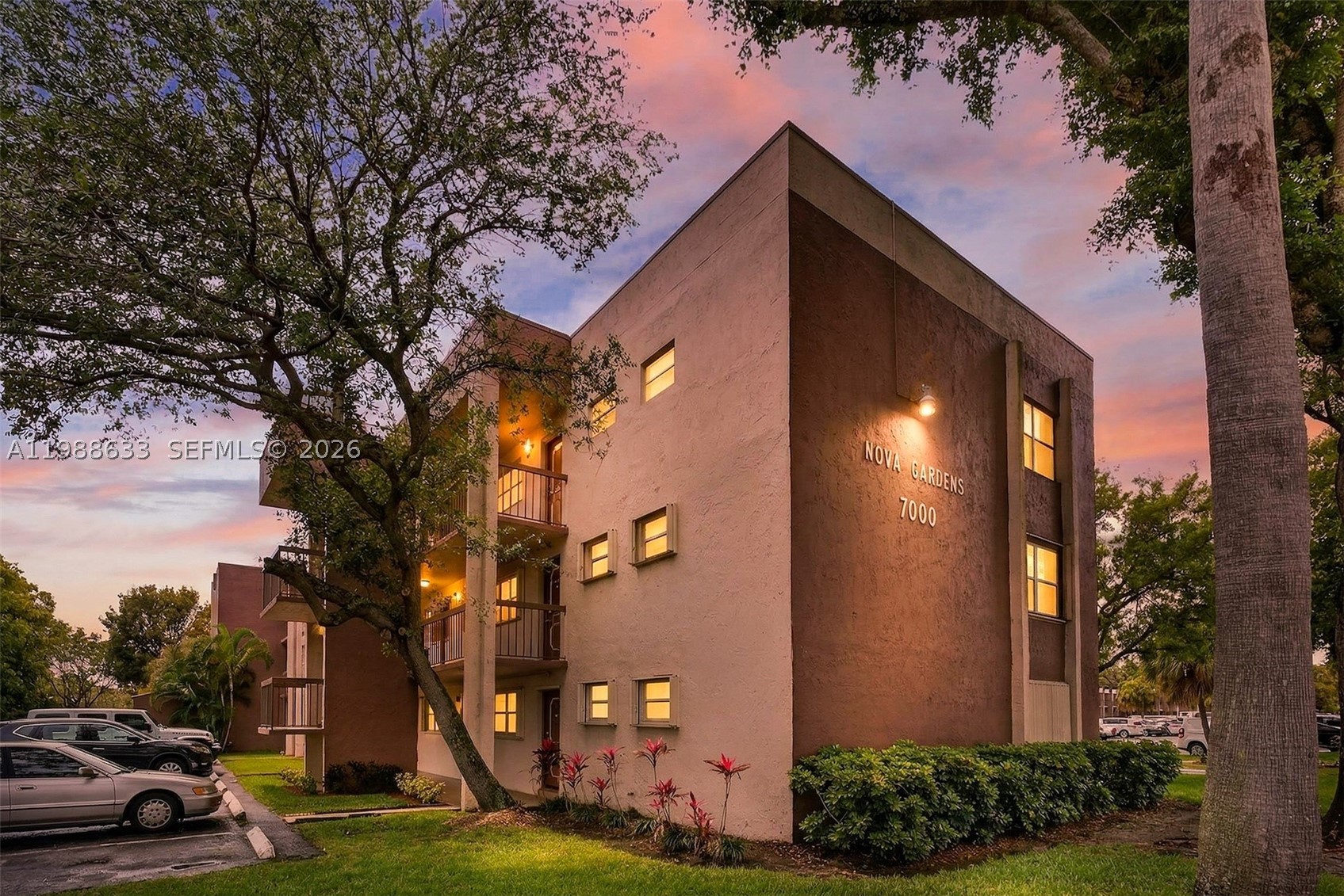 NOVA GARDENS CONDO - Residential