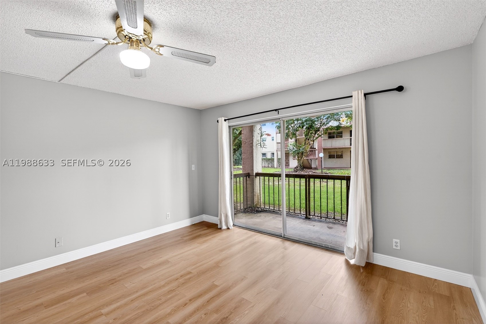 NOVA GARDENS CONDO - Residential