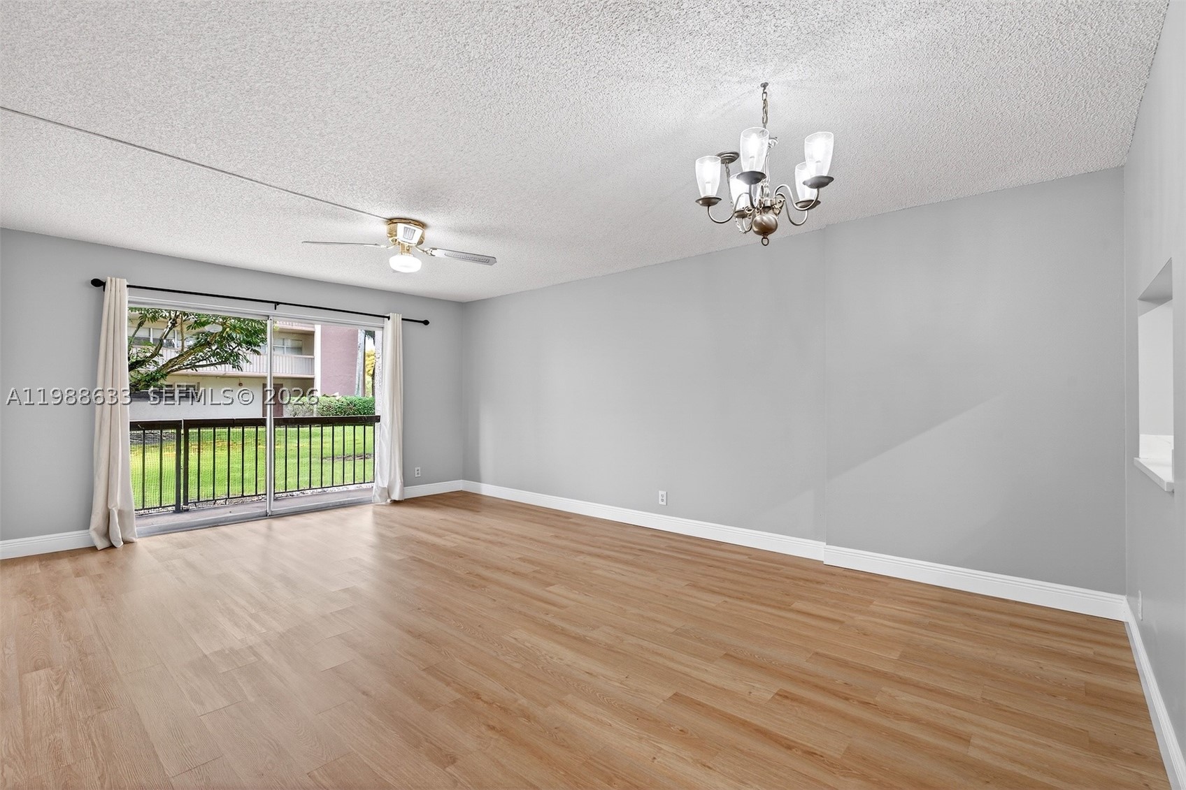 NOVA GARDENS CONDO - Residential