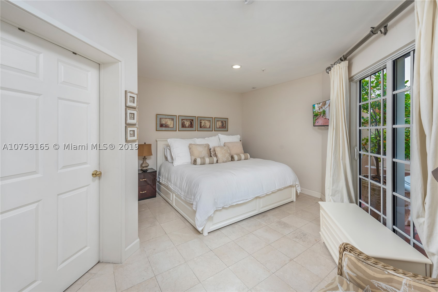 BAYSIDE VILLAGE CONDO - Residential