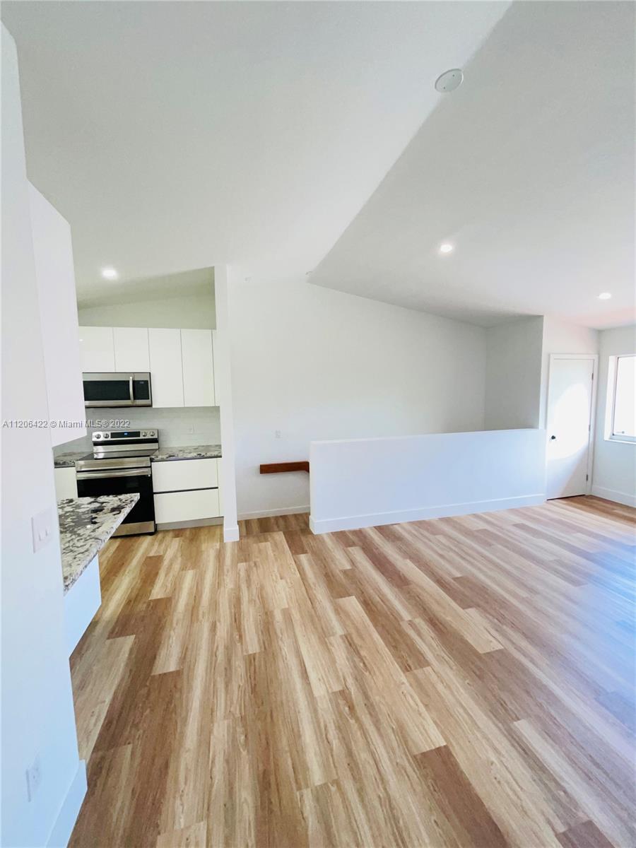 DORAL COURT CONDO - Residential