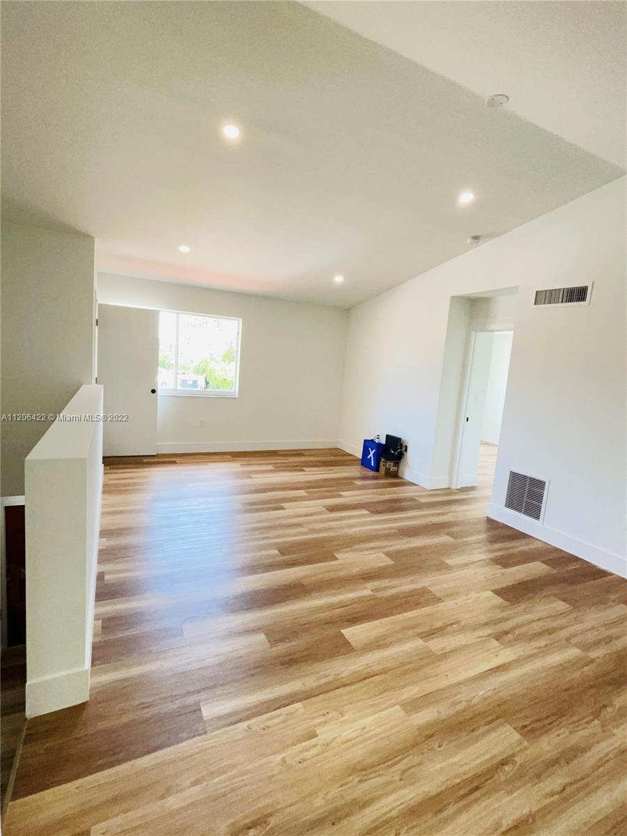 DORAL COURT CONDO - Residential