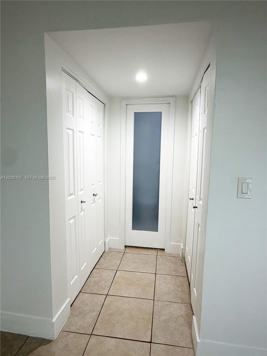 FERNWOODS CONDO NO 1 - Residential Lease