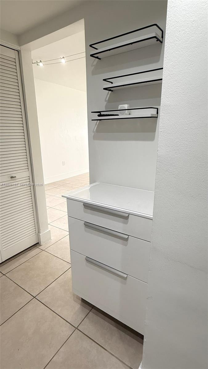 FERNWOODS CONDO NO 1 - Residential Lease
