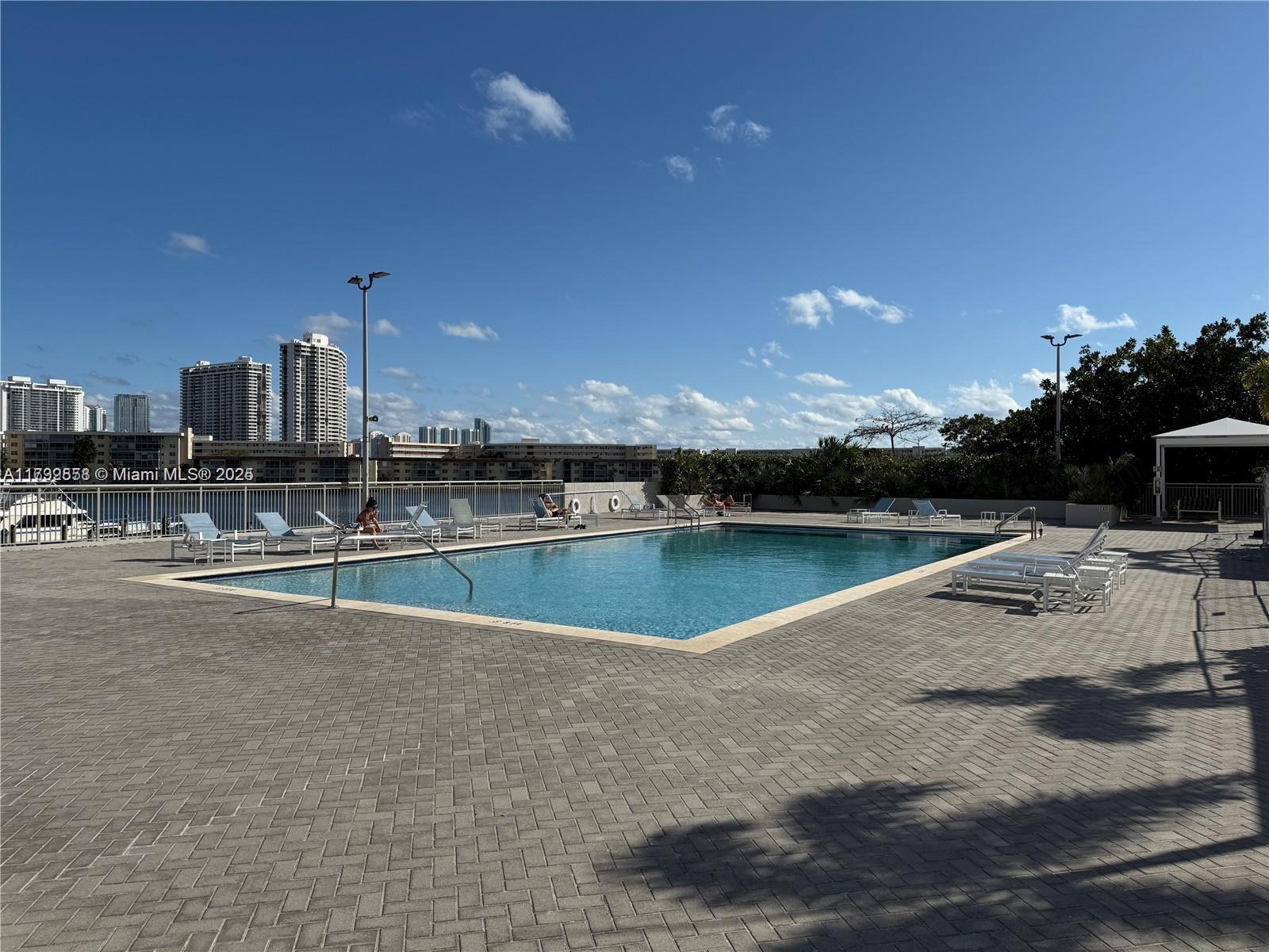 DEL PRADO MARINA - Residential