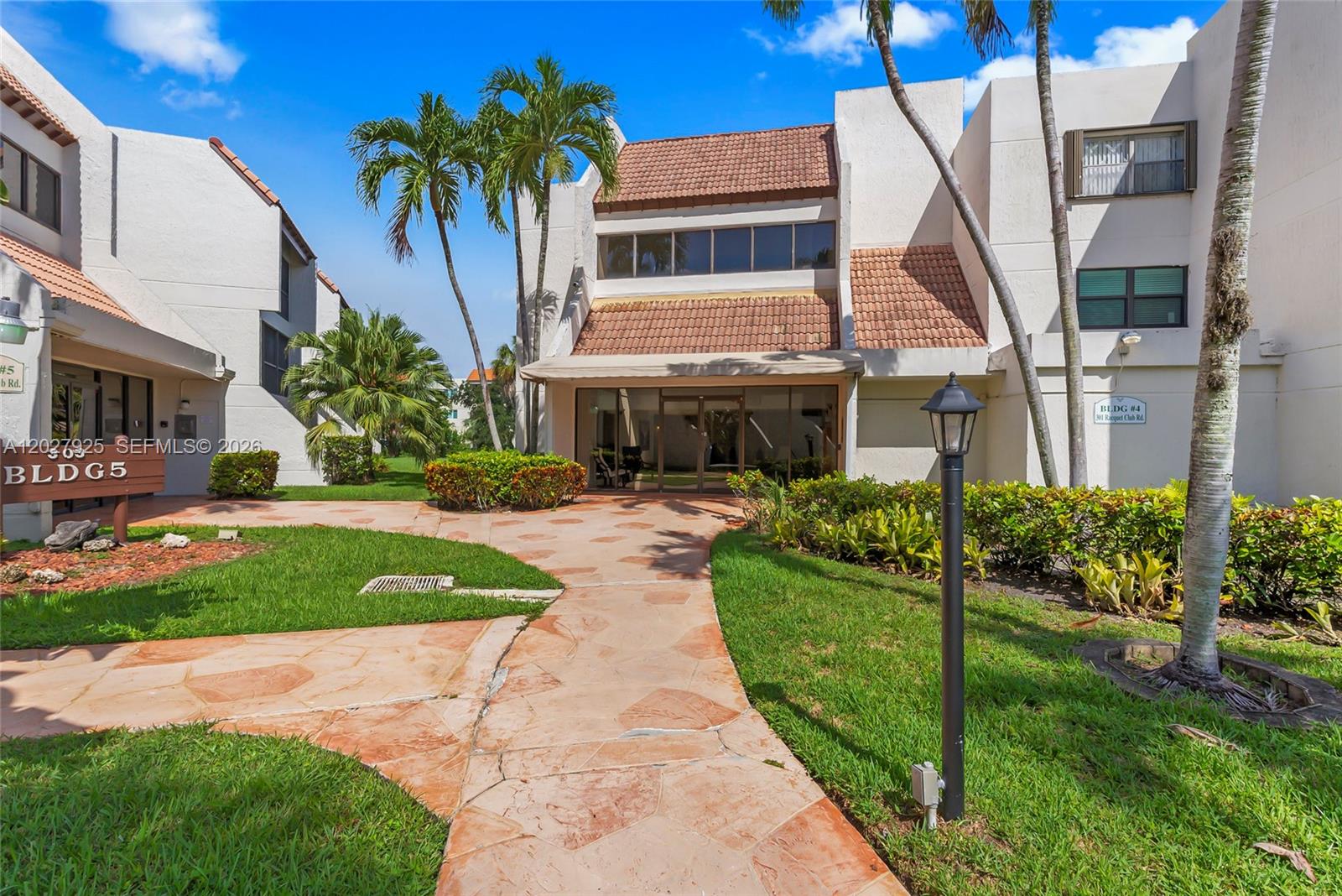 Rare ground-floor waterfront unit, updated and spacious, 2-bed/2-bath, offers large bedrooms and picturesque water views with a private screened in patio and extended porch area. Newly renovated master bathroom, updated secondary bathroom, recently updated washer, dryer, a/c unit, impact windows, vinyl flooring - comes with ample storage! Perfectly located close to major highways and top-rated schools. HOA fee includes water, sewer, cable, and access to amenities! Just around the corner, lies the dynamic Bonaventure Town Center, exclusive to residents, which offers a plethora of amenities such as tennis, racquet ball, library, bowling, skating, basketball, fitness gym, an expansive pool area, a spa and salon, and hosts a variety of events. Enjoy the Weston lifestyle at an unbeatable value!
