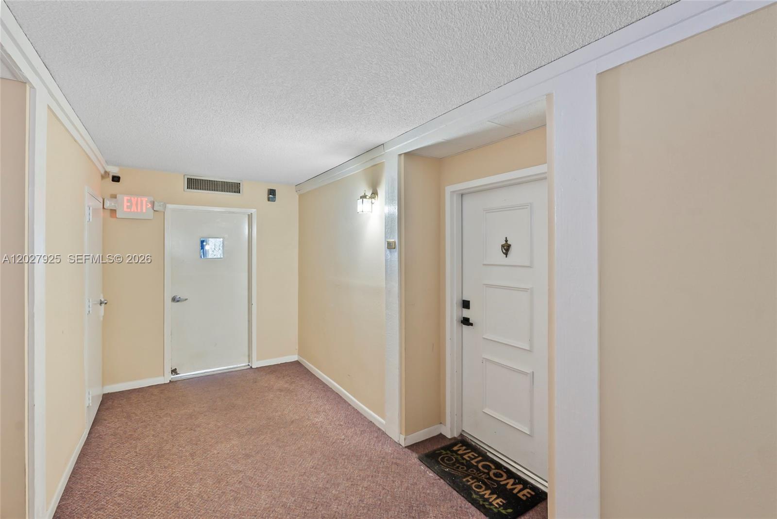BUILDING FOUR OF RACQUET - Residential