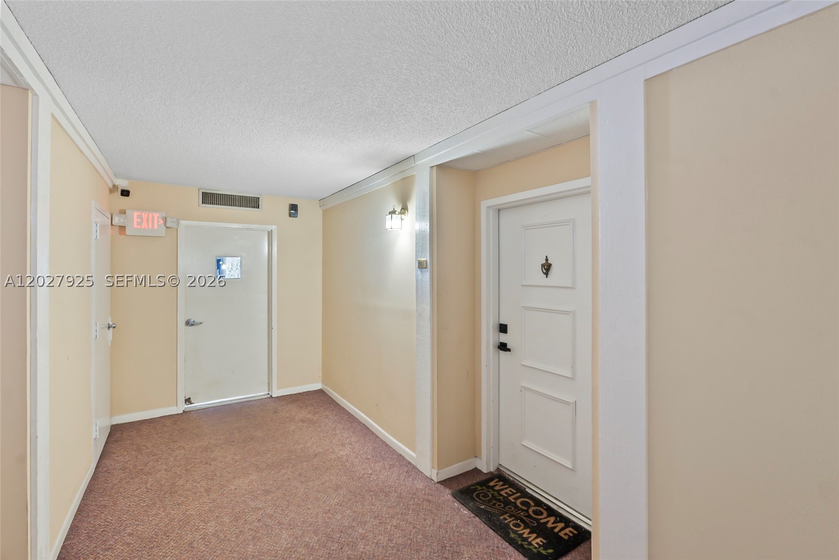 BUILDING FOUR OF RACQUET - Residential