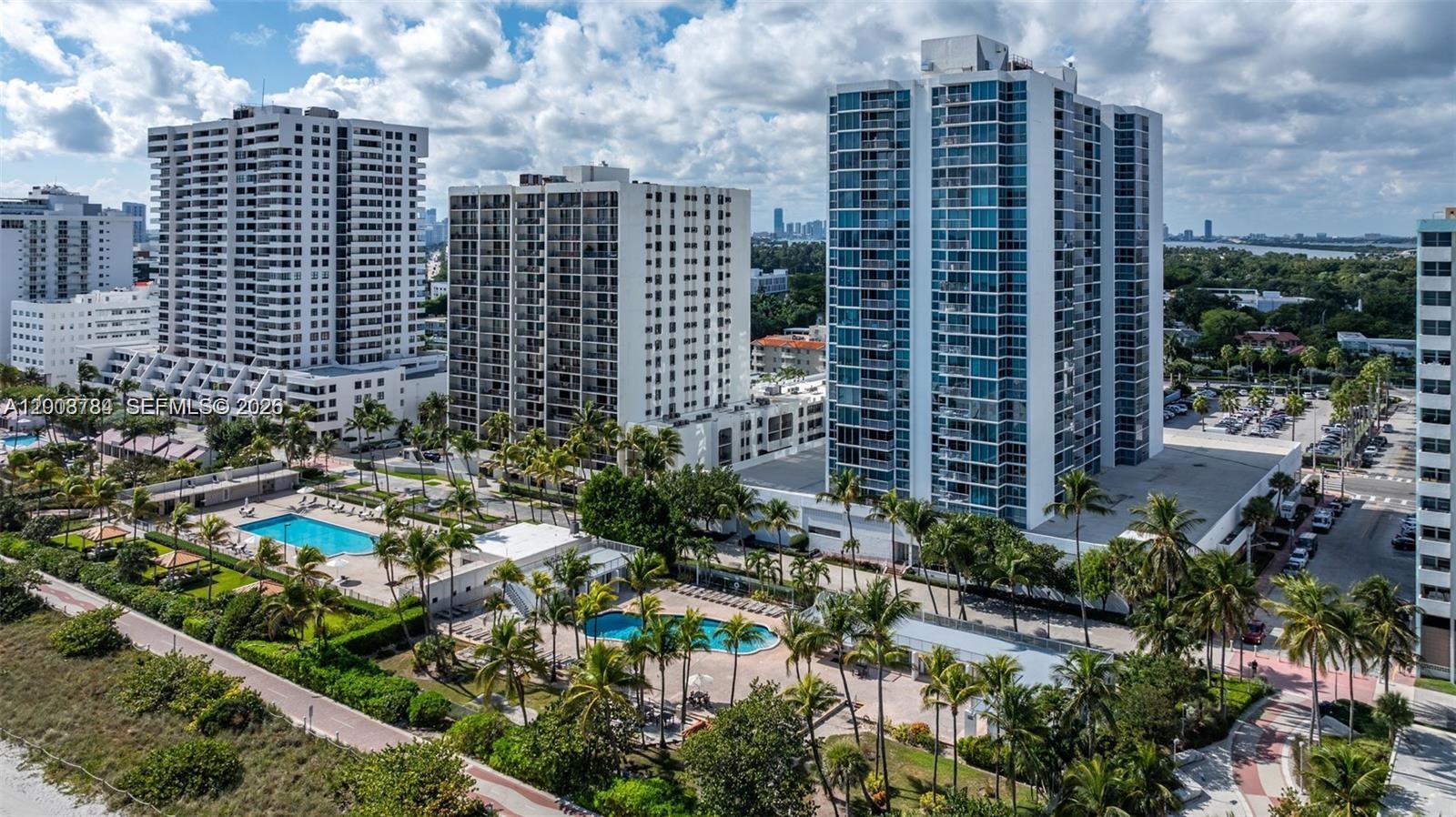 MIRASOL OCEAN TOWERS COND - Residential