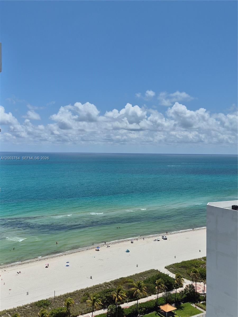 MIRASOL OCEAN TOWERS COND - Residential