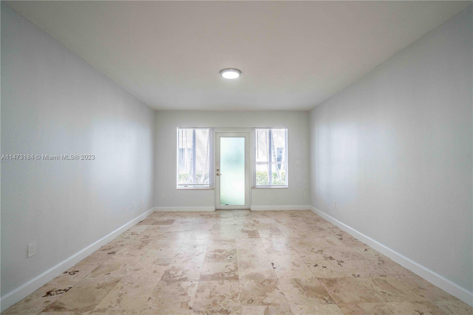 BAYVIEW TOWNHOMES CONDO - Residential Lease