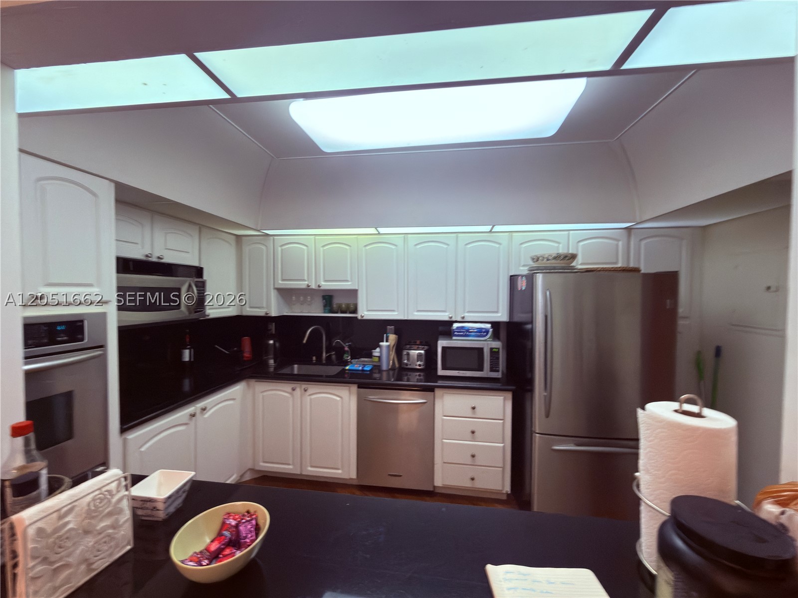 OCEANVIEW BUILDING B COND - Residential
