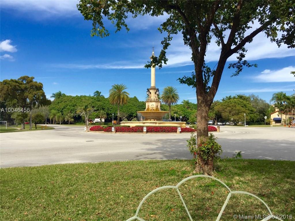 CORAL GABLES COUNTRY CLUB - Residential