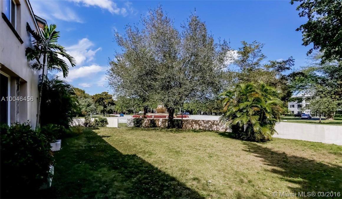 CORAL GABLES COUNTRY CLUB - Residential