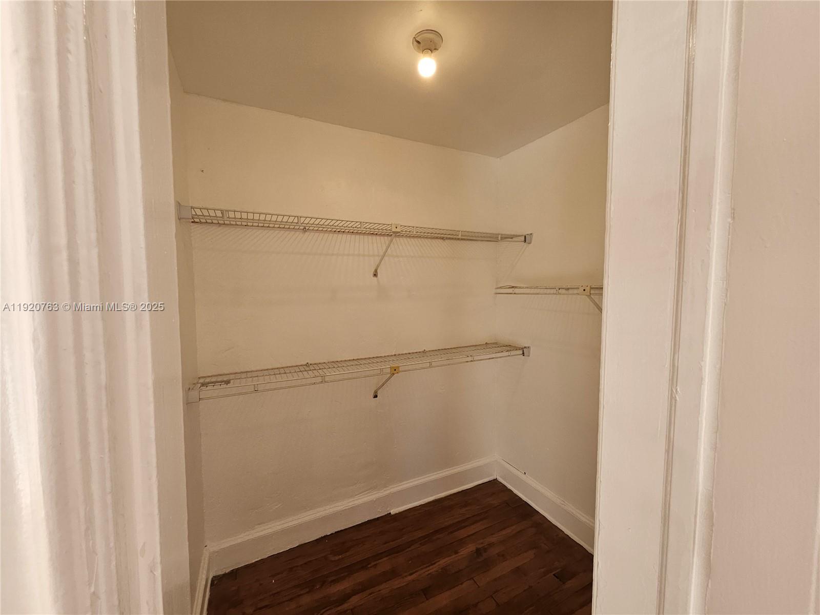 THE ESPLANADE BEACH CONDO - Residential