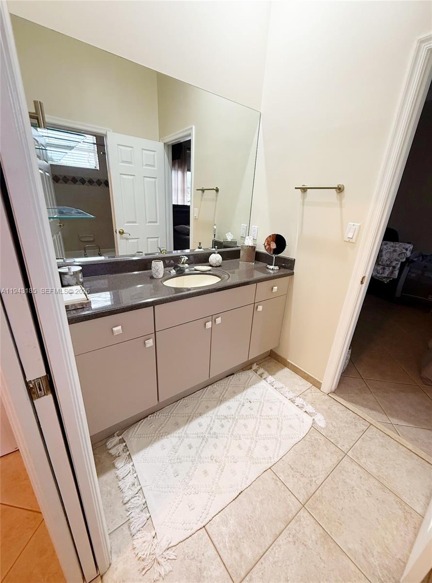 CHAMBERS SUB NW1/4 - Residential