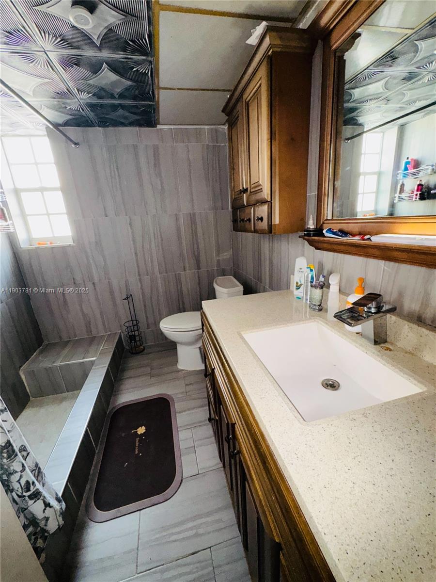 MIRAMAR ISLES SECTION 8 - Residential