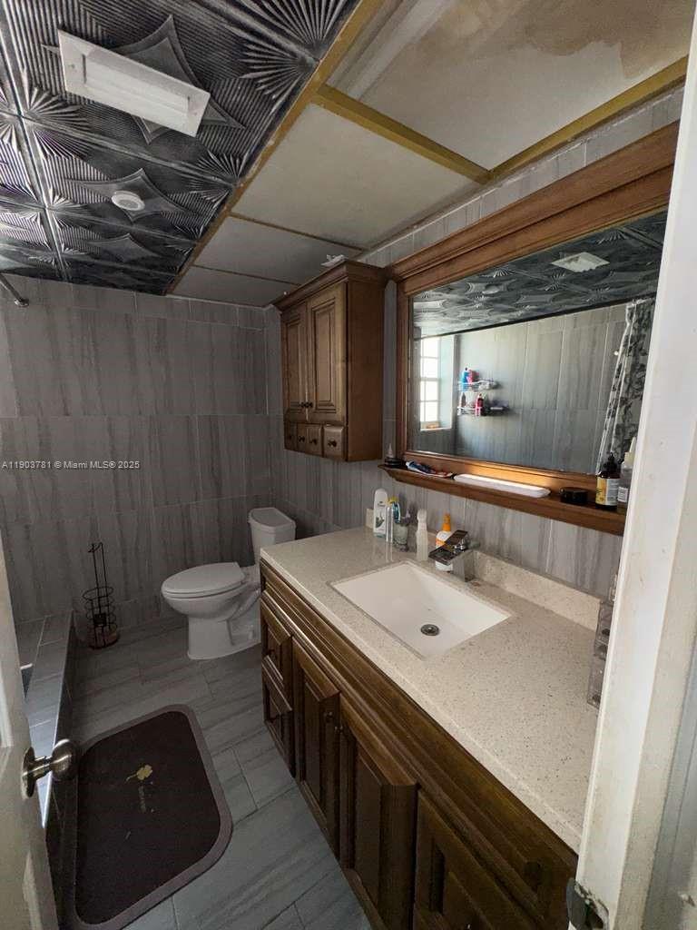 MIRAMAR ISLES SECTION 8 - Residential