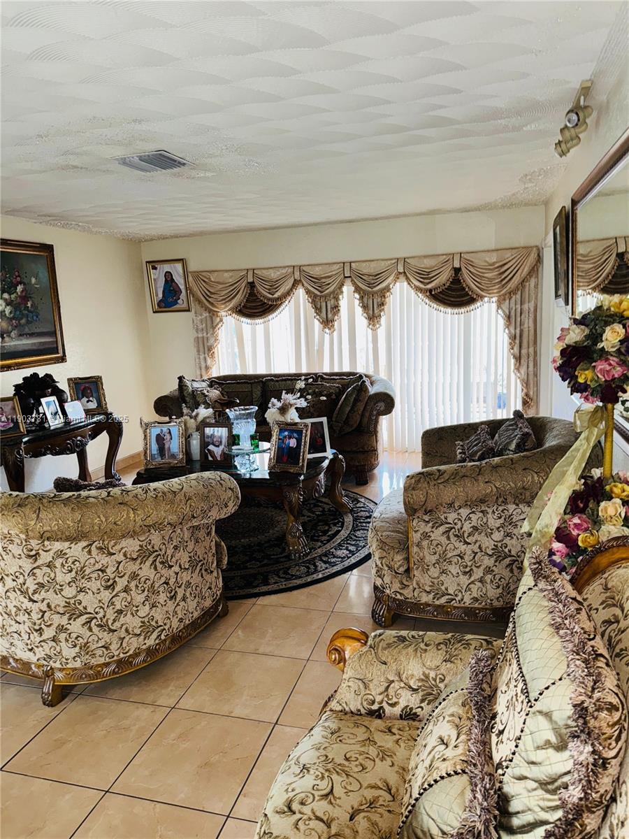 MIRAMAR ISLES SECTION 8 - Residential