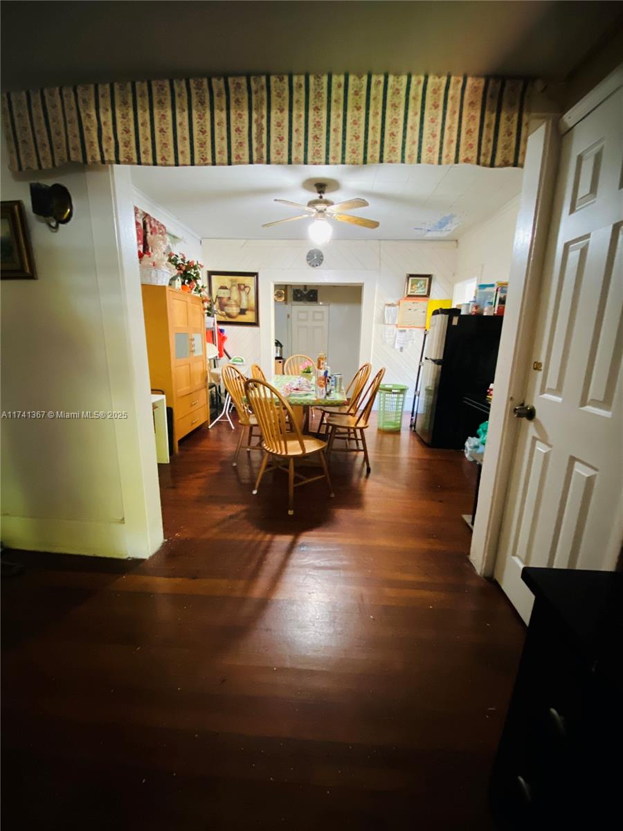 HOLLEMAN PARK - Residential
