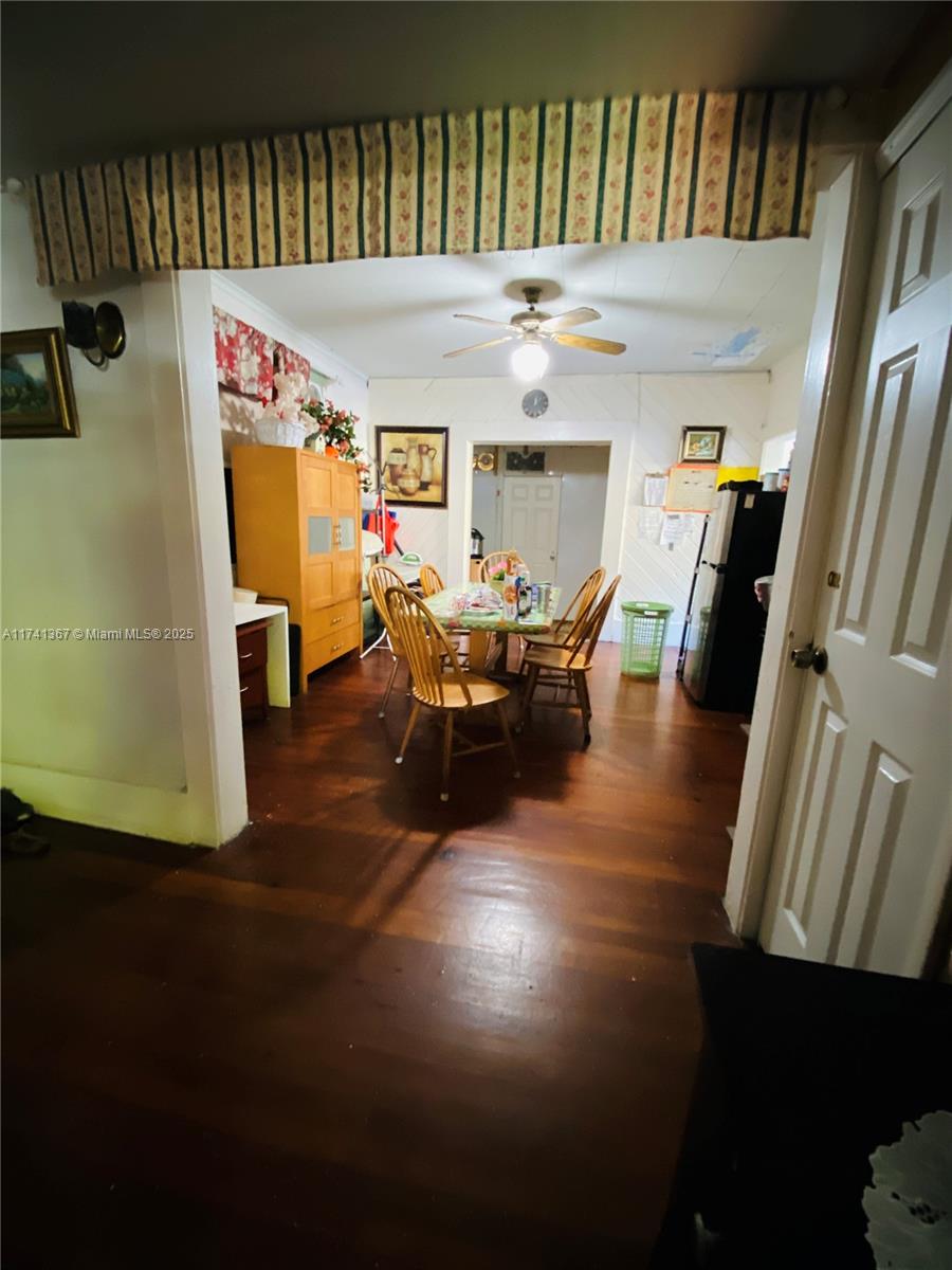 HOLLEMAN PARK - Residential