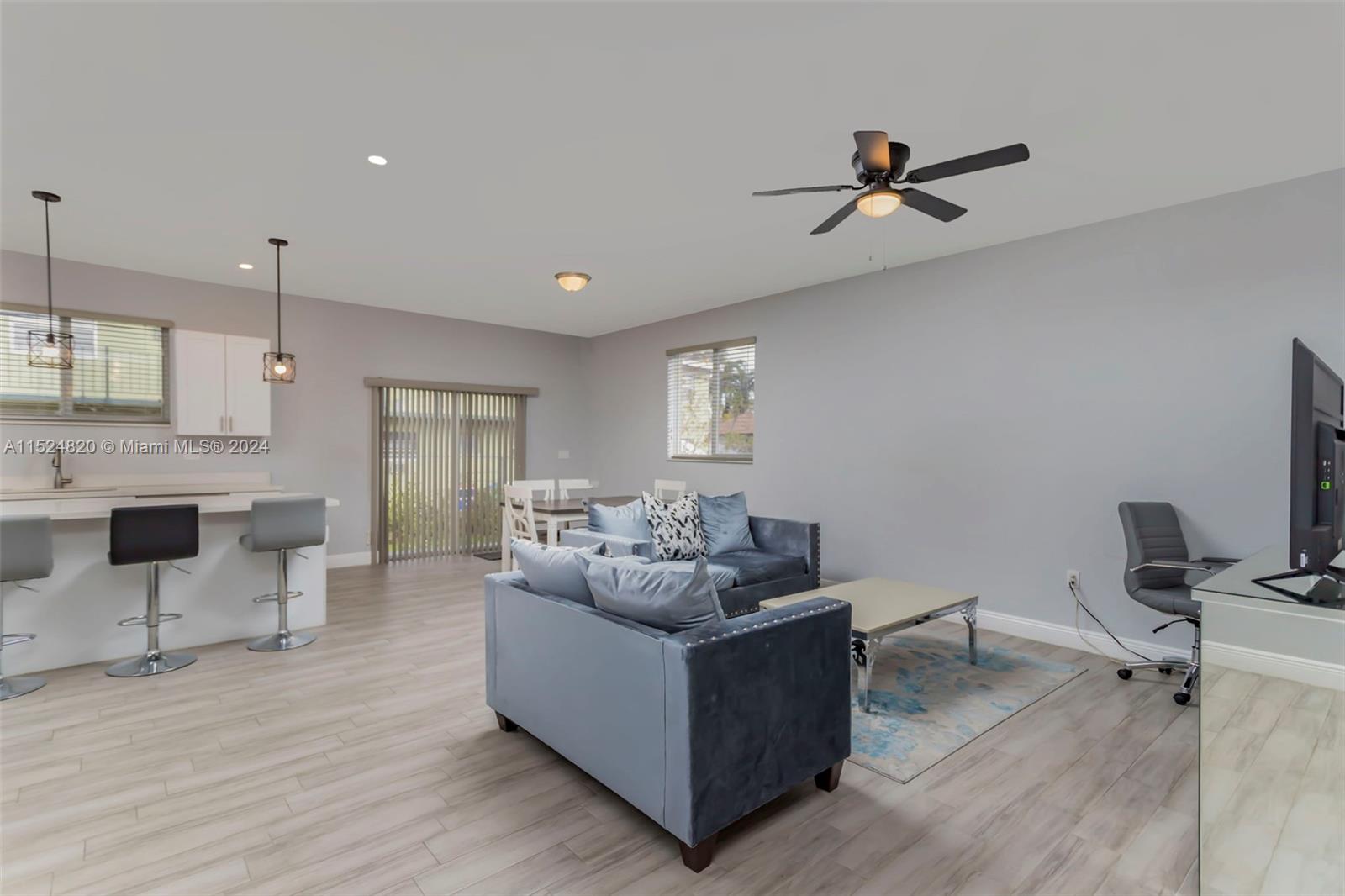 FRANKLIN PARK - Residential