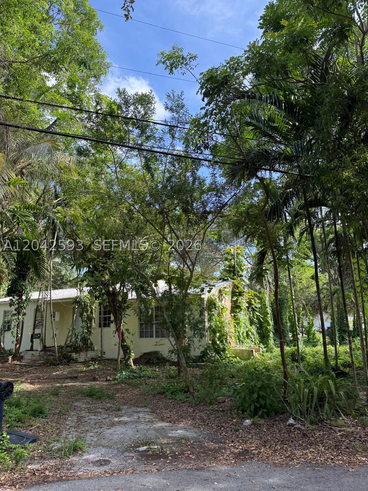 LINDAS CASAS - Residential