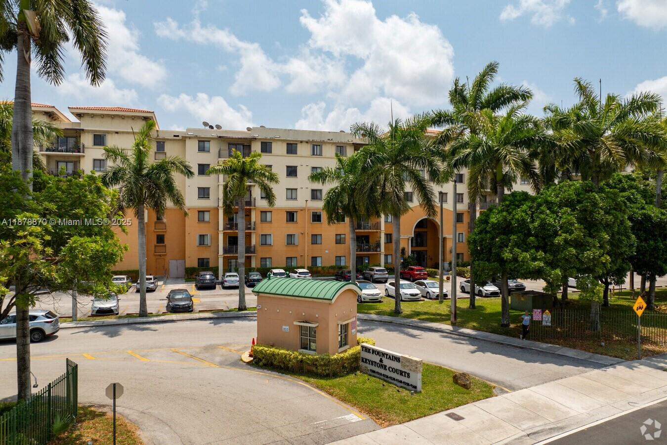 KEYSTONE COURTS CONDO - Residential