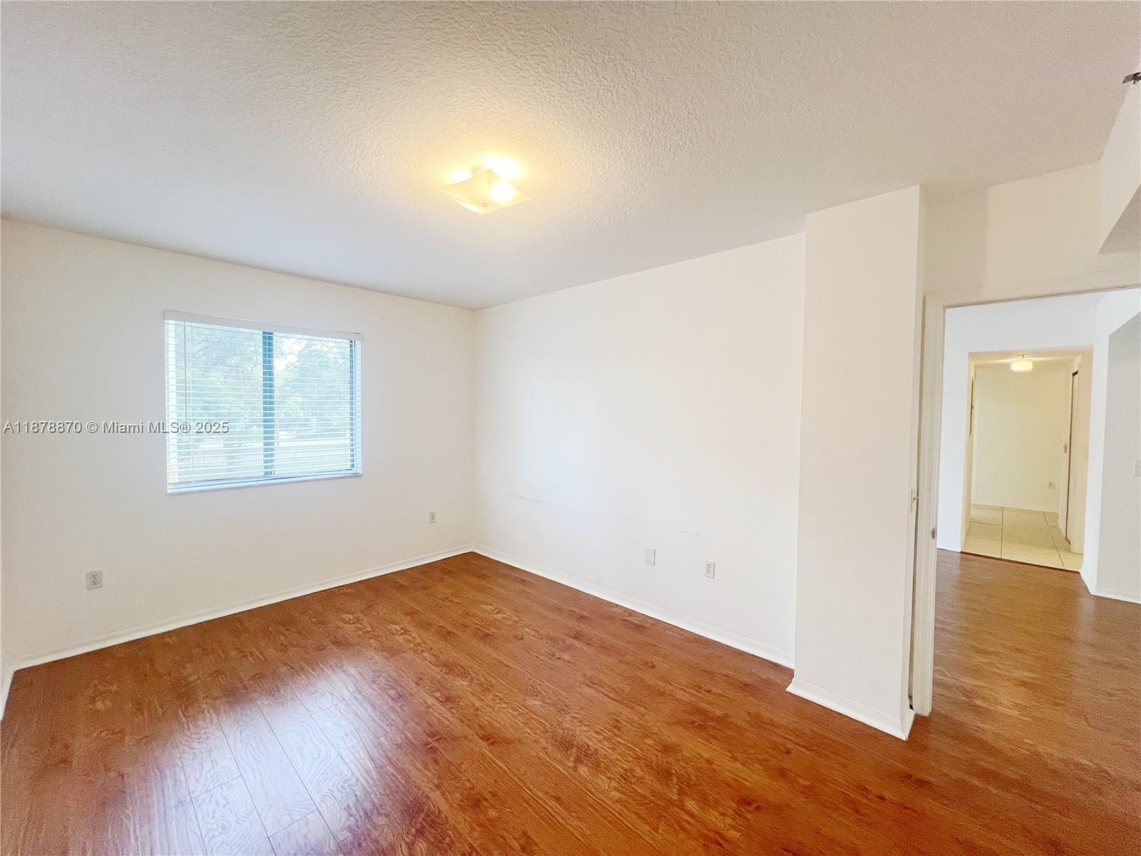 KEYSTONE COURTS CONDO - Residential